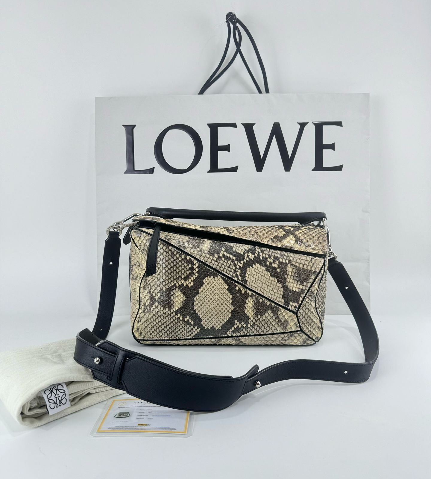 Loewe Puzzle Medium Python limited edition