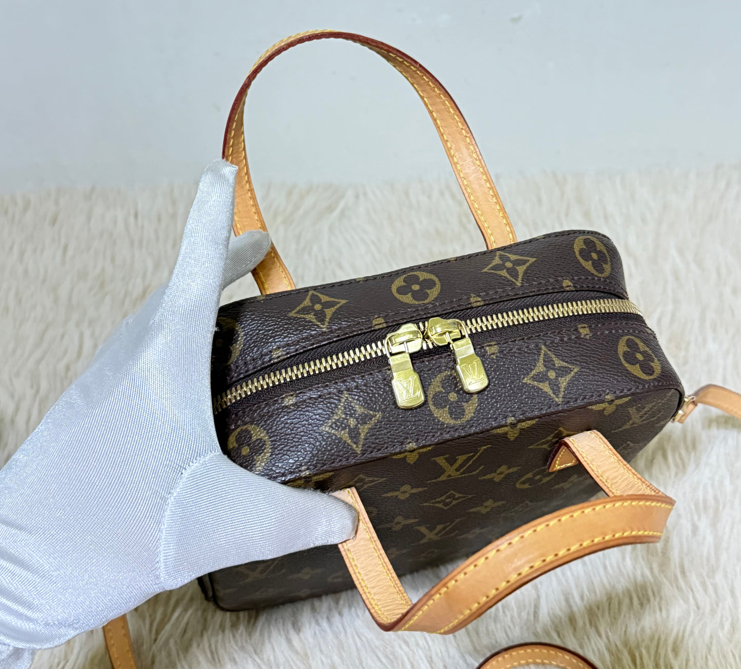 Louis Vuitton Monogram Canvas Spontini