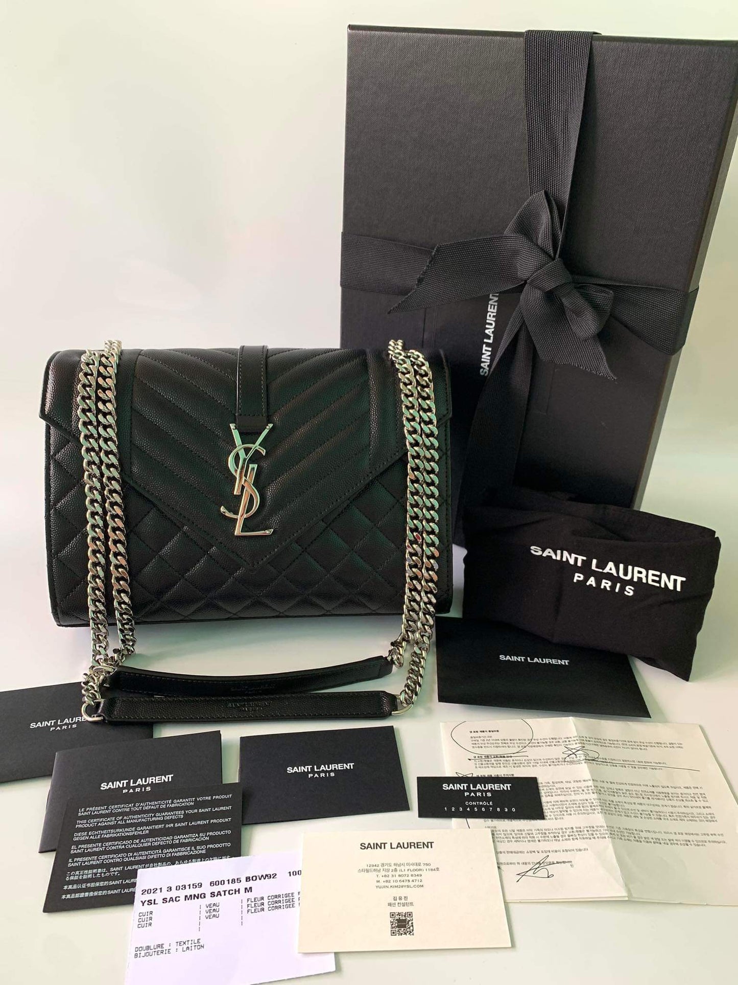 Ysl
Envelope medium