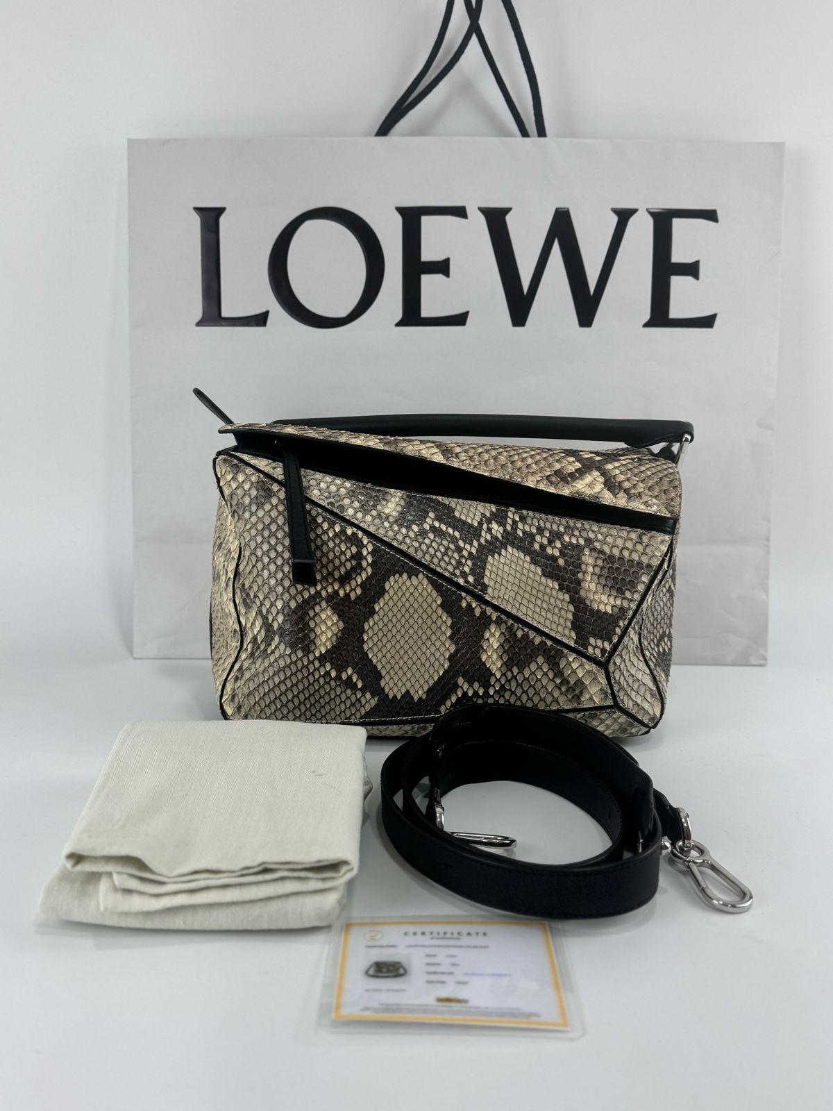 Loewe Puzzle Medium Python limited edition