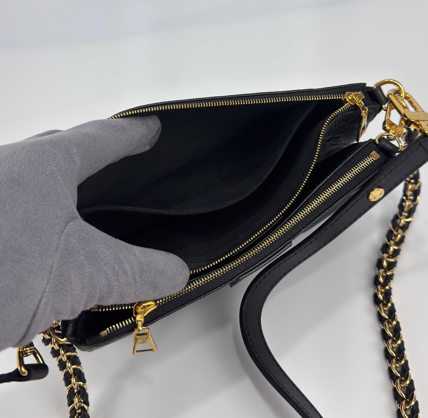 Louis Vuitton Multi Pochette Accesoires Empreinte Black