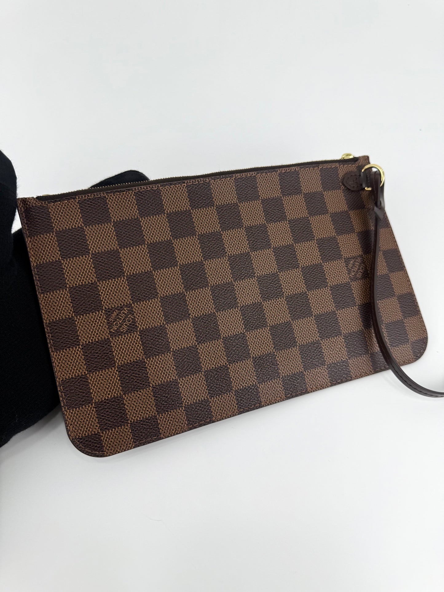 Louis Vuitton Damier Ebene Neveful MM Pouch