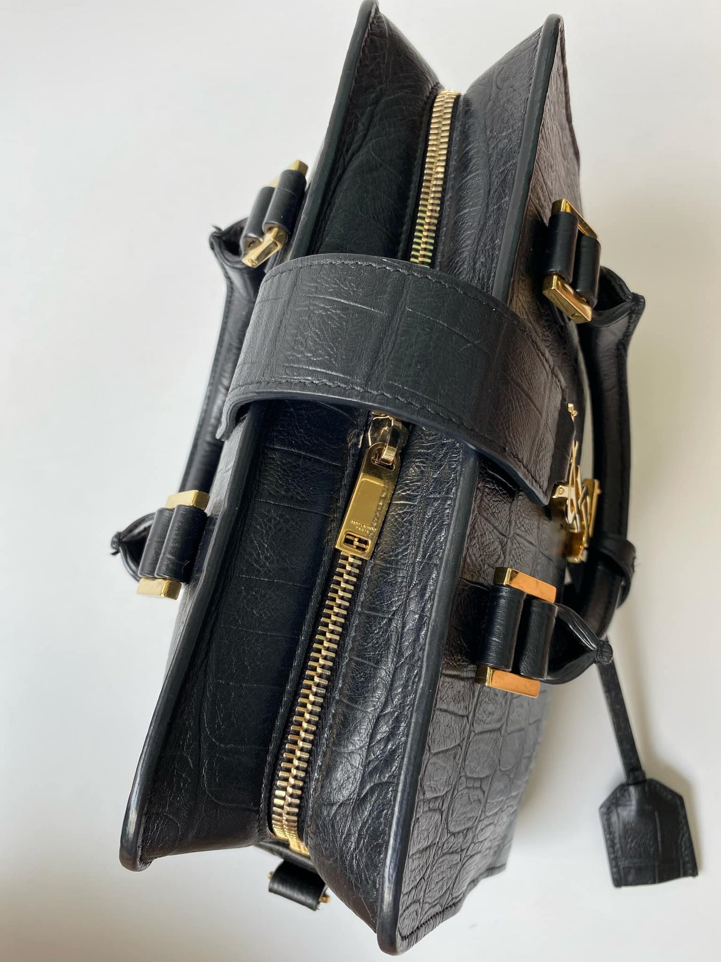 Ysl Mono Cabas Crocodile Embossed Leather in Baby Size