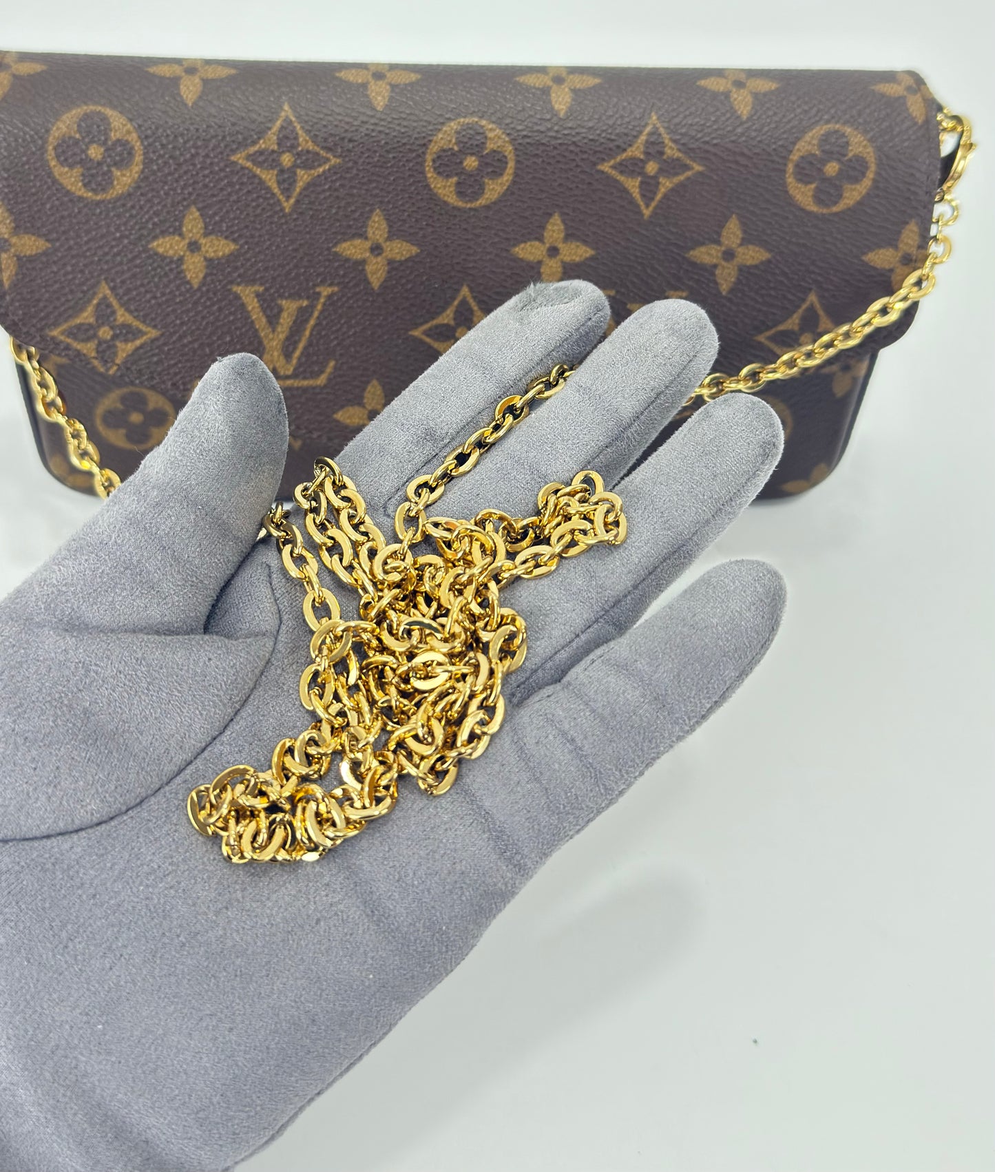 Louis Vuitton Pochette Félicie Monogram