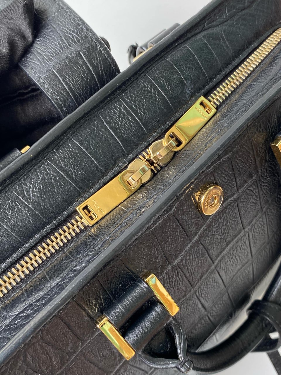 Ysl Mono Cabas Crocodile Embossed Leather in Baby Size
