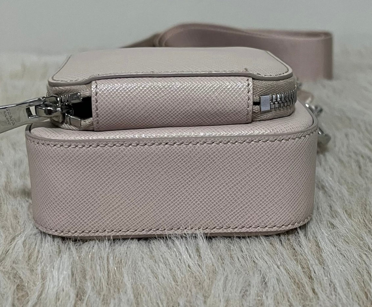 Prada Ninfea