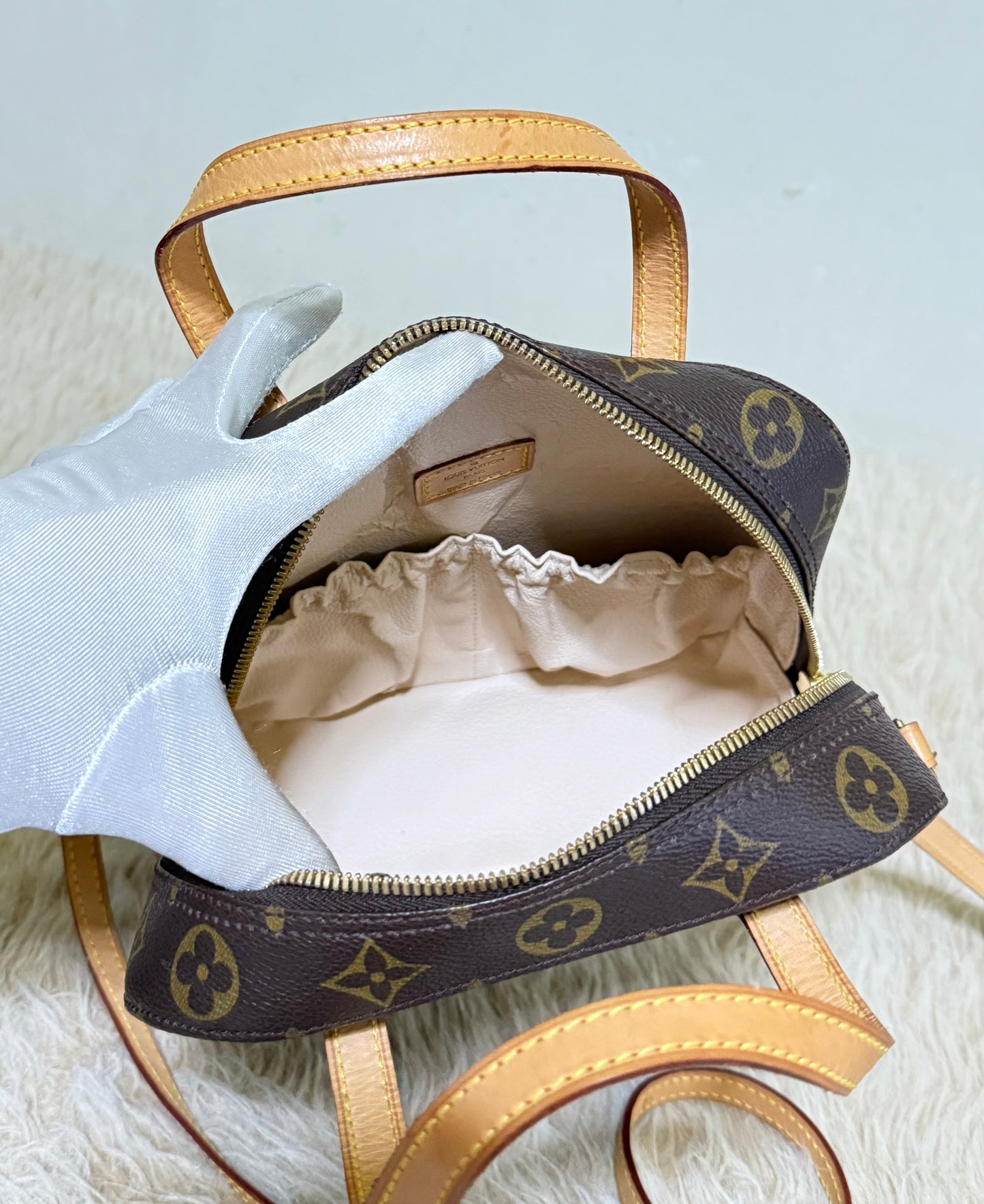 Louis Vuitton Monogram Canvas Spontini