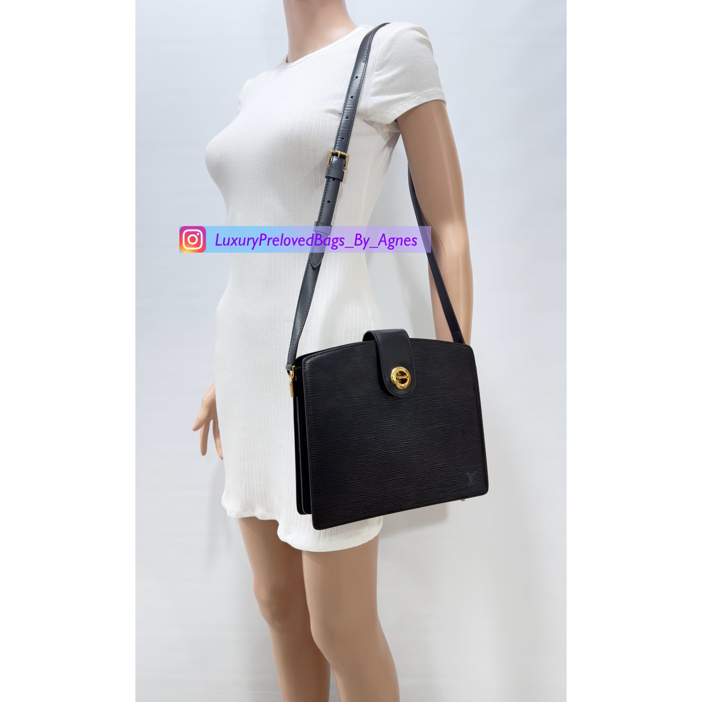 Louis Vuitton Capucines Black Epi Leather