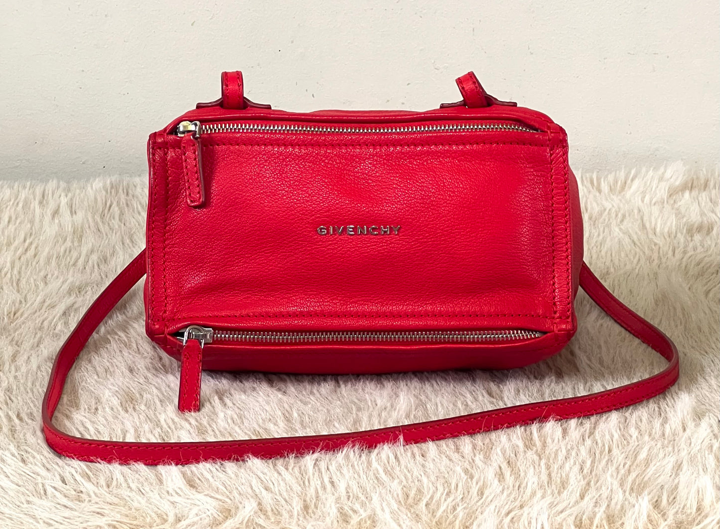 Givenchy Pandora Mini in Red