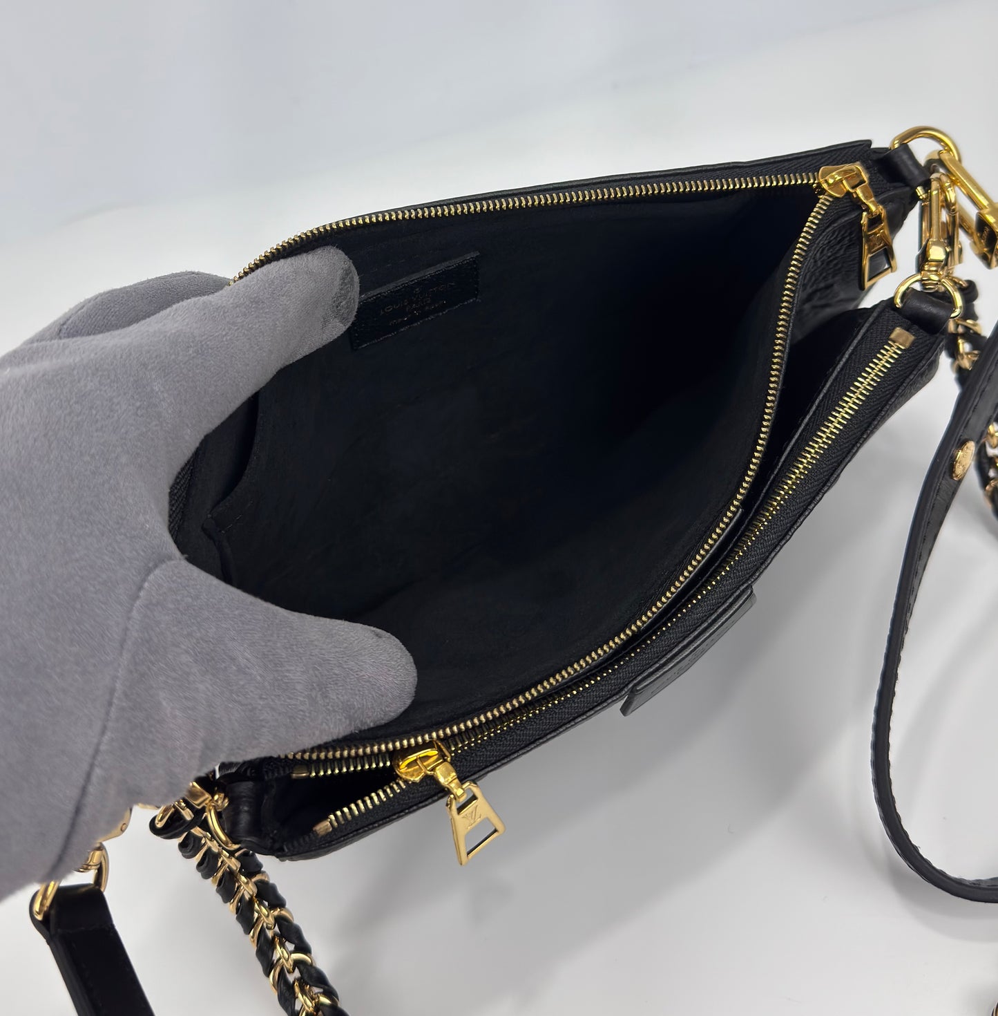 Louis Vuitton Multi Pochette Accesoires Empreinte Black