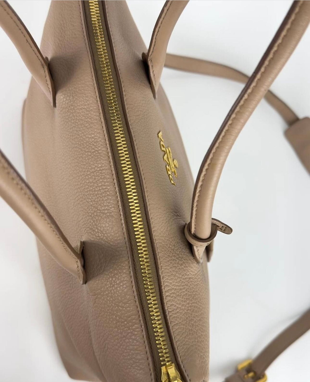 Prada Vitello