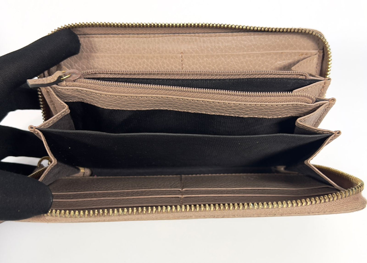 Gucci Marmont Zip Aroud Wallet
