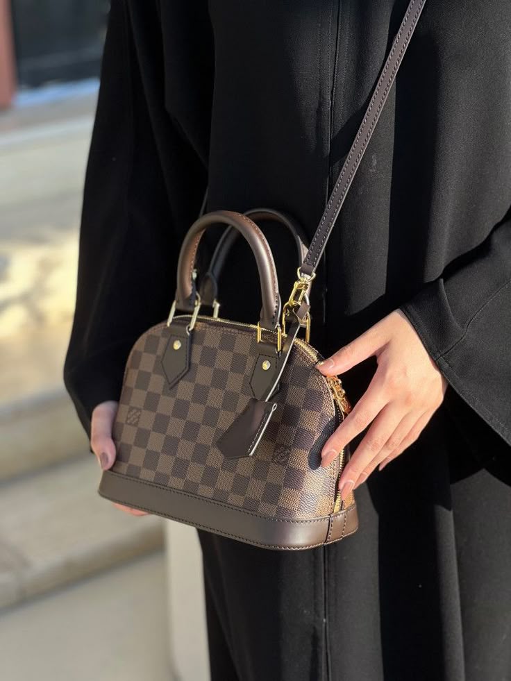 Louis Vuitton Alma BB