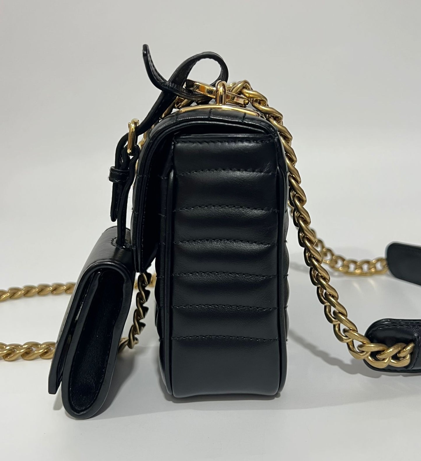 Prada flap Diagramme