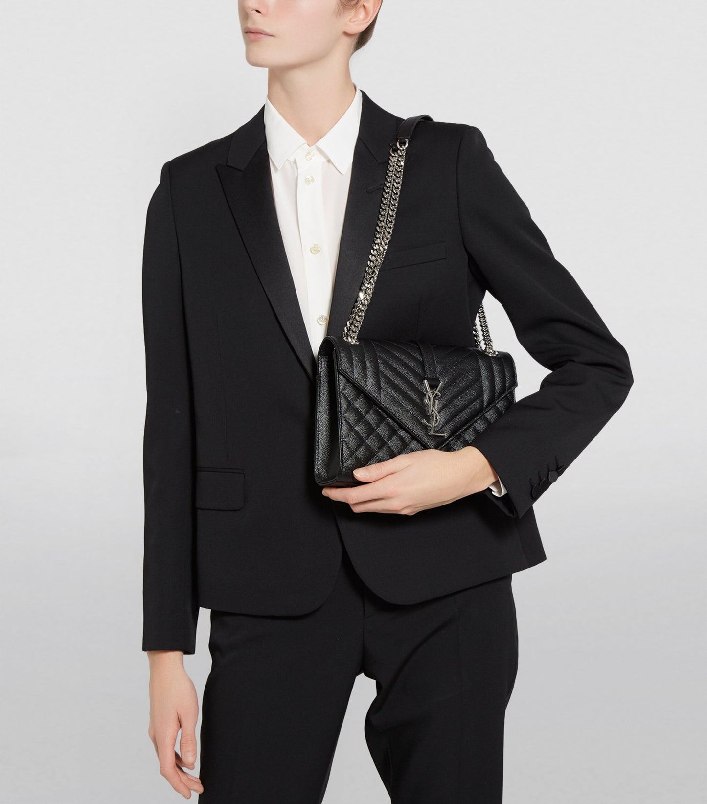 Ysl
Envelope medium
