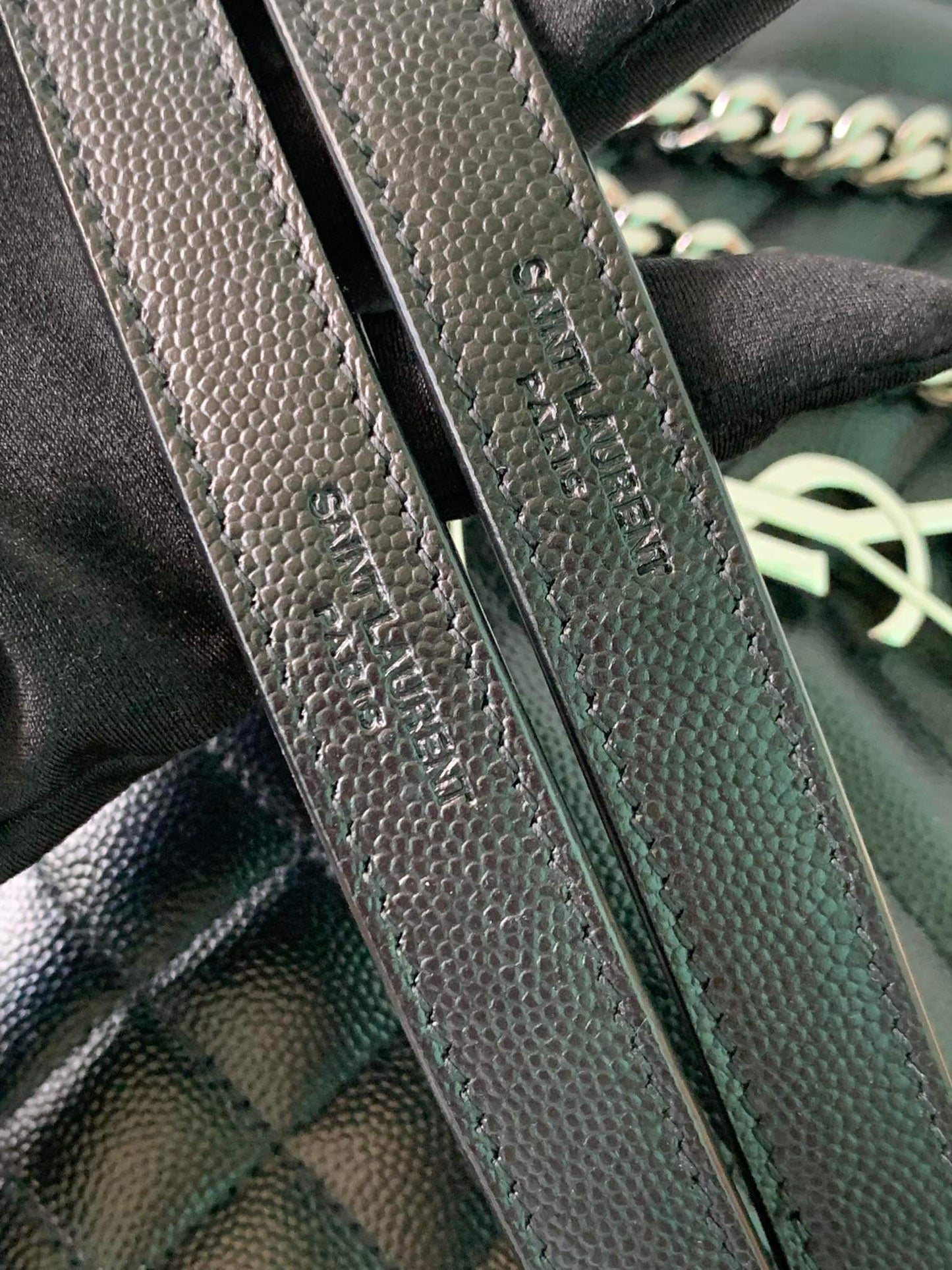 Ysl
Envelope medium