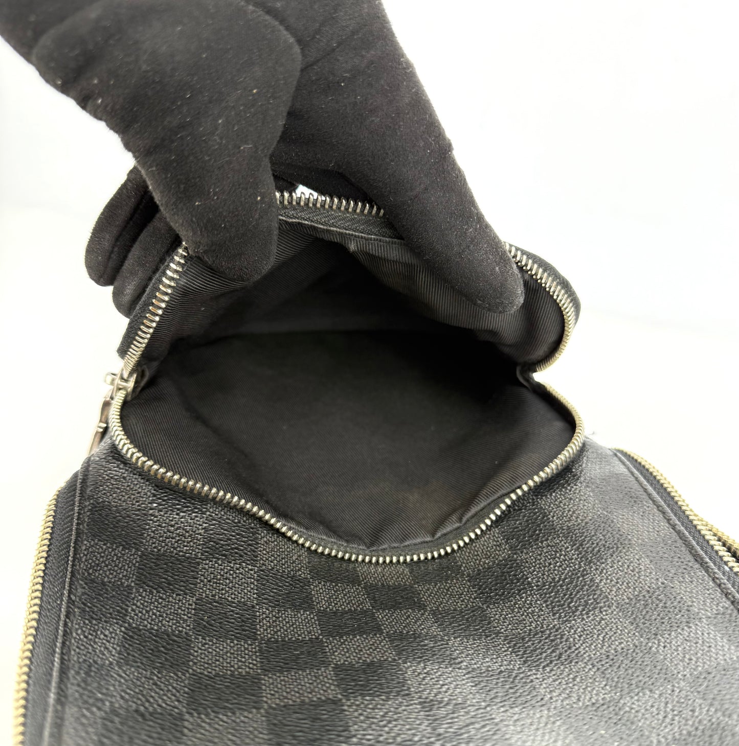 Louis Vuitton Avenue Sling Bag Damier Graphite Canvas