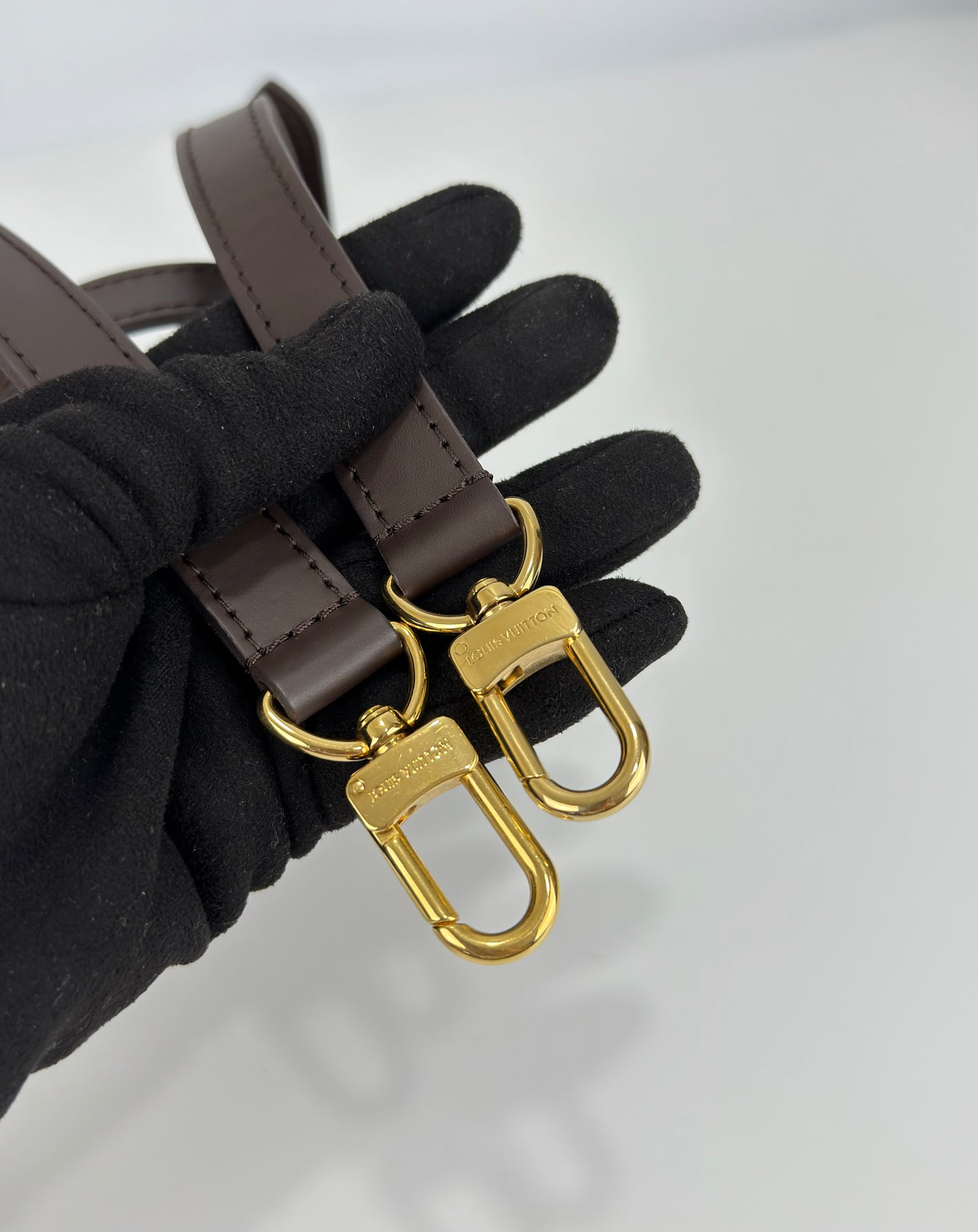 Louis Vuitton Bando 25