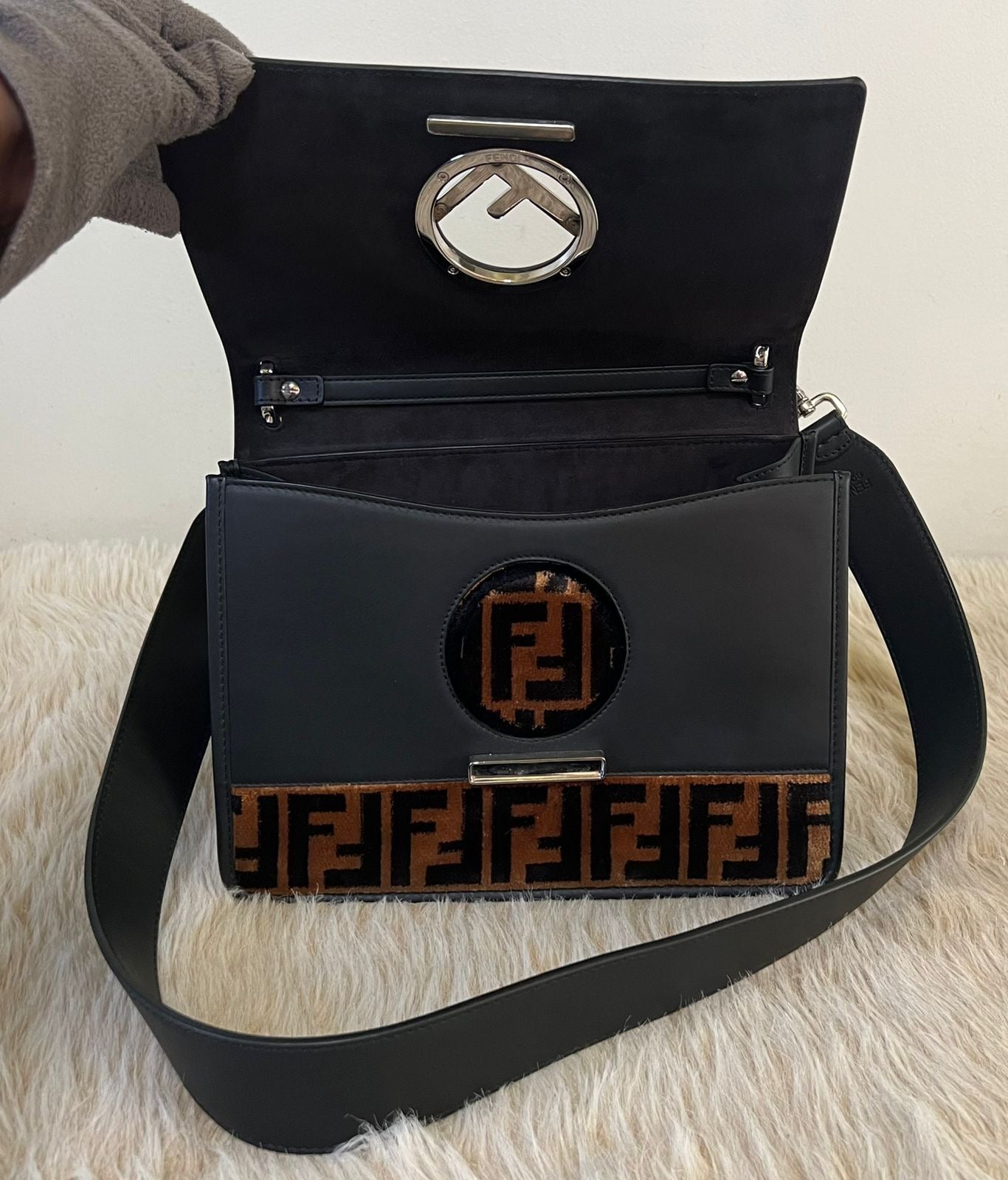 Fendi kan