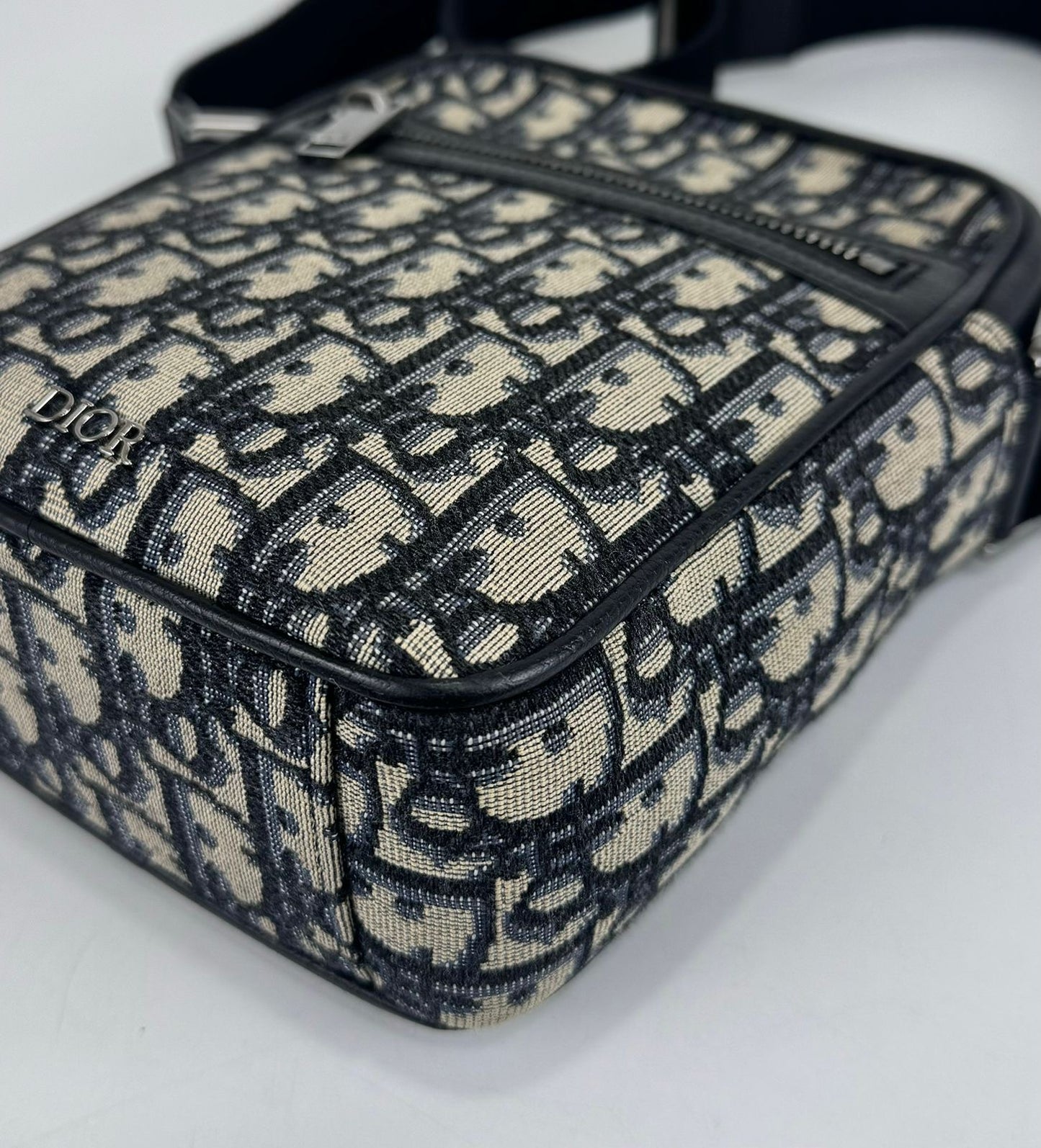 Dior messenger bag