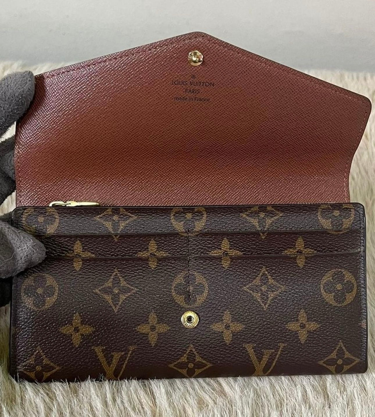 Lv Sarah Wallet