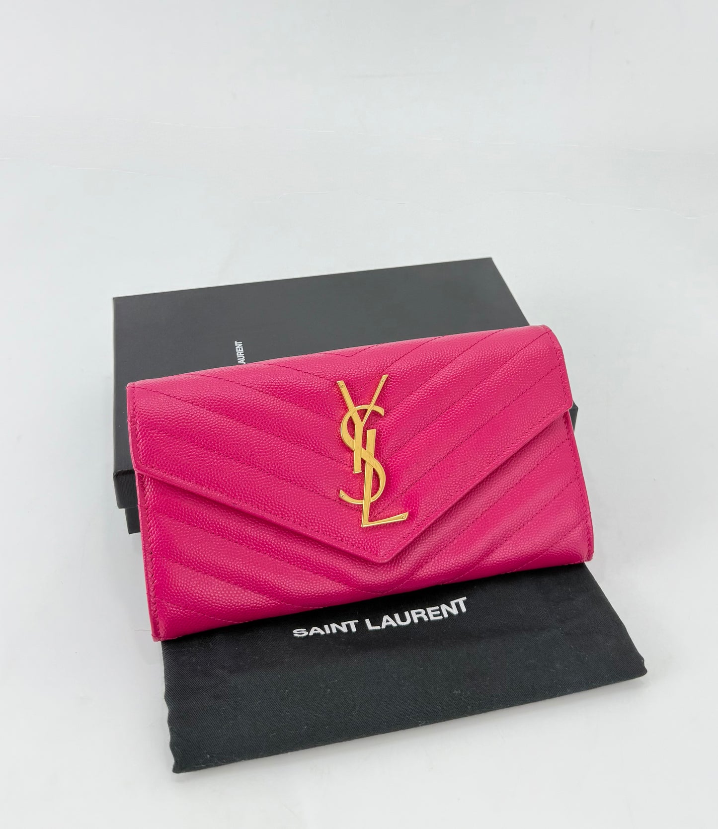 Saint Laurent Monogram Matelassé Wallet In Pink