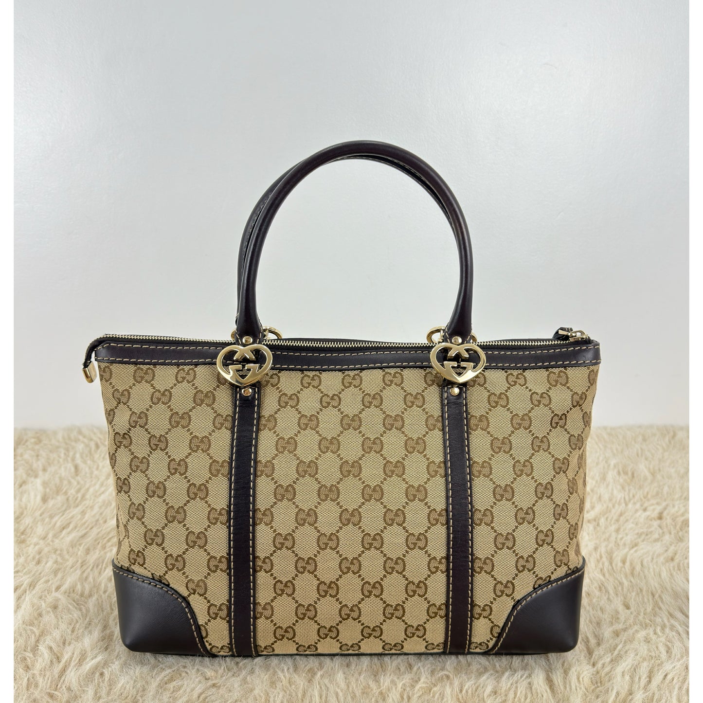Gucci Gucci Small Lovely Heart - Shaped
Interlocking G Tote Bag