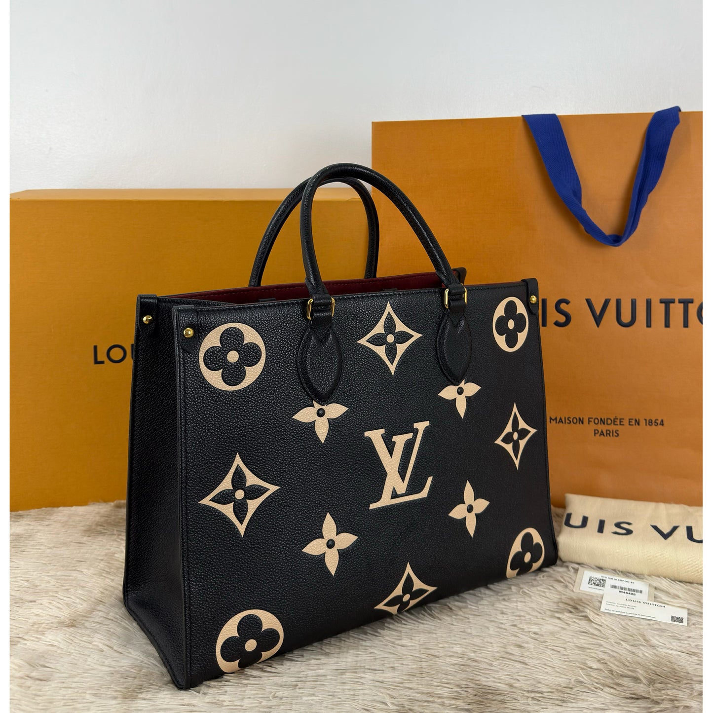 Louis Vuitton OnTheGo MM Bag Empreinte
