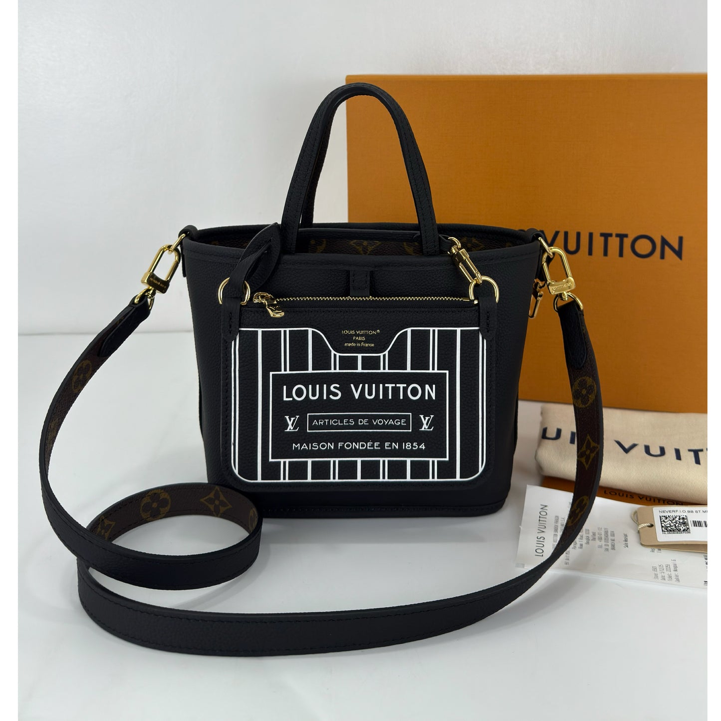Louis Vuitton Neverfull Bandoulière Inside Out BB