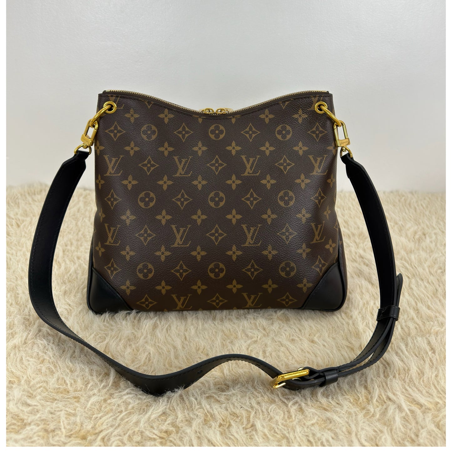 Louis Vuitton Monogram Canvas Odeon MM Noir