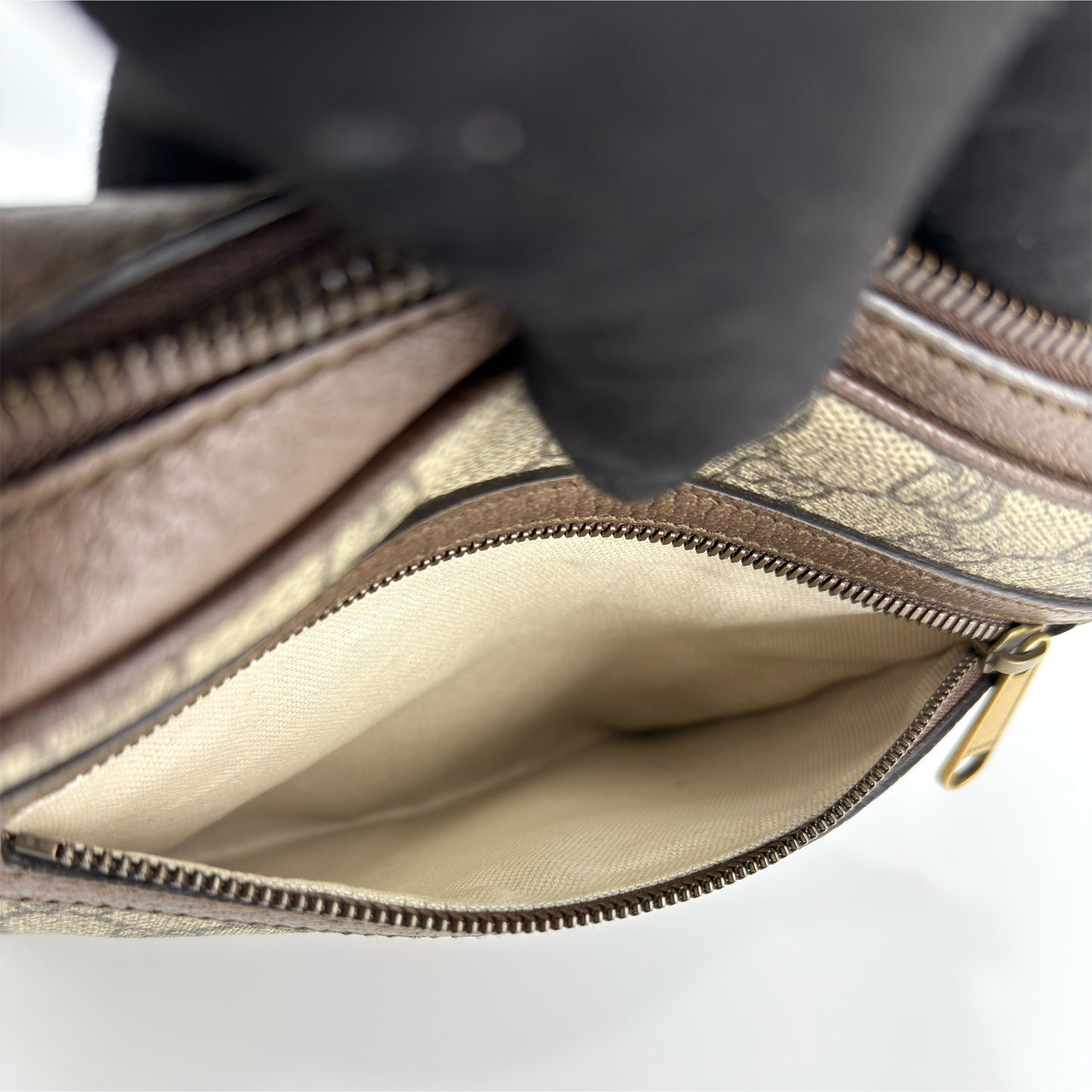 Gucci Ophidia GG Messenger Bag