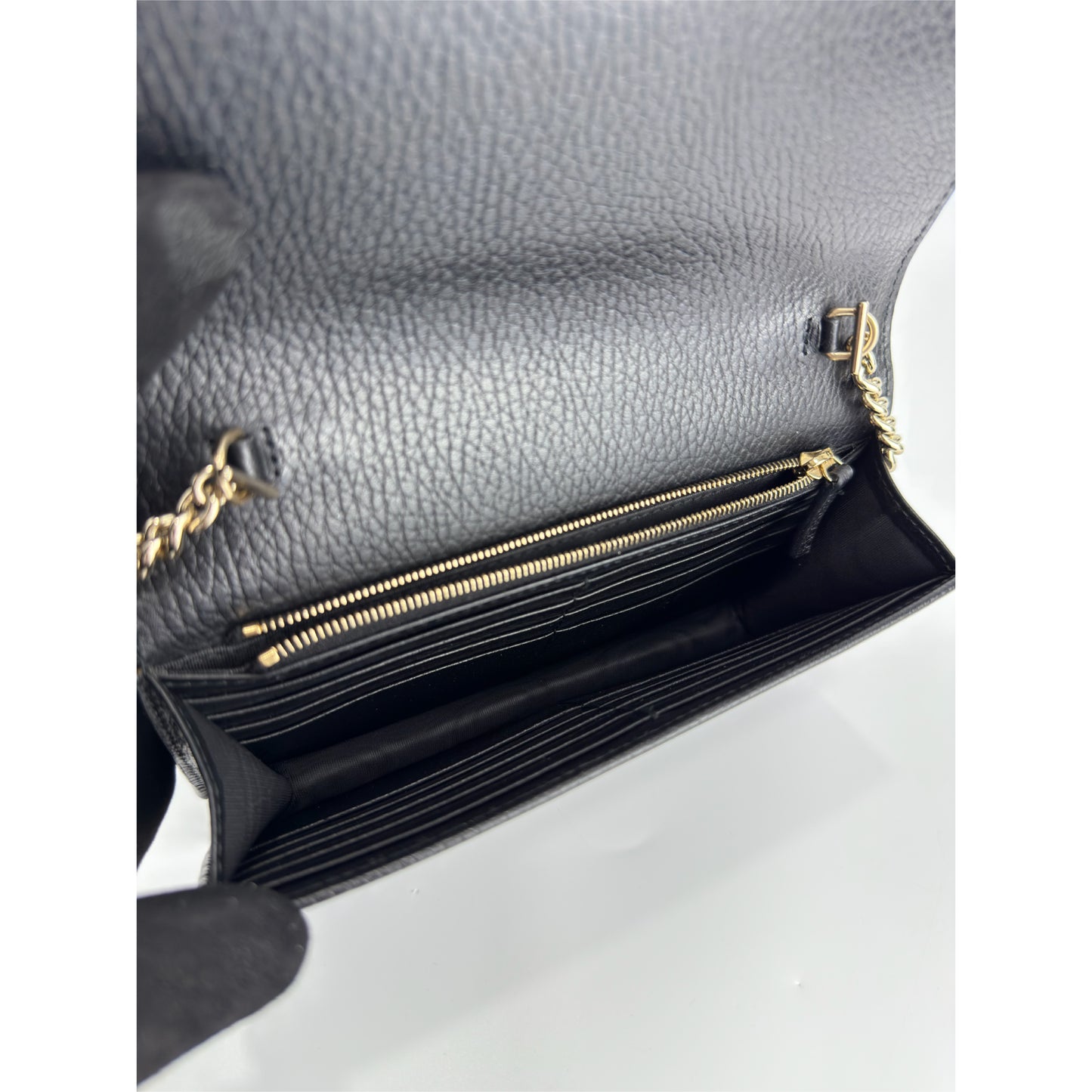 Gucci Interlocking Wallet on Chain