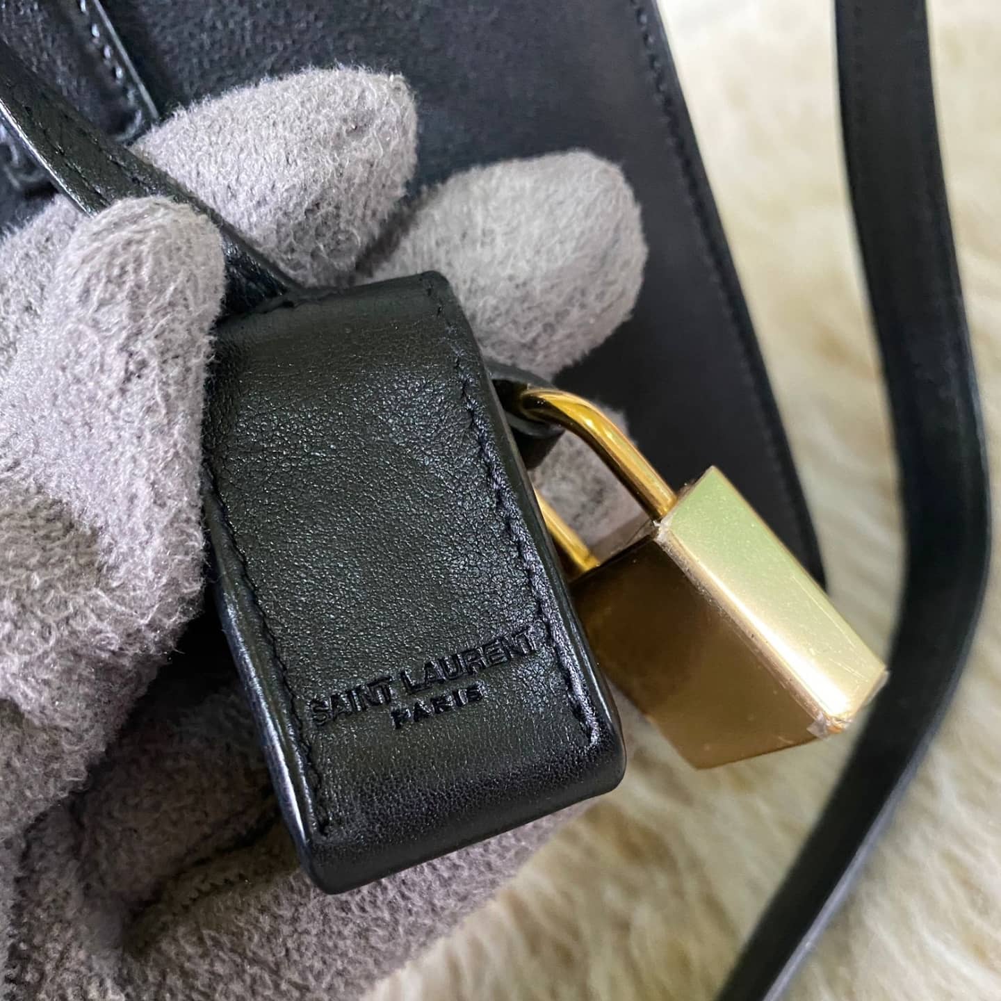 YVES SAINT LAURENT nano Sac de Jour Souple Bag