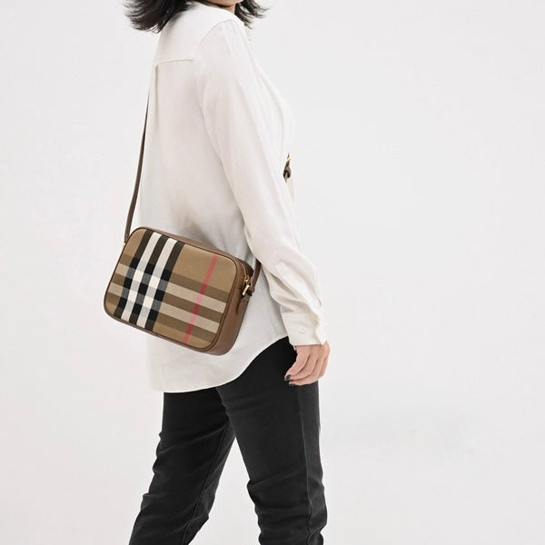 Burberry Burberry Nova Check Camera Bag