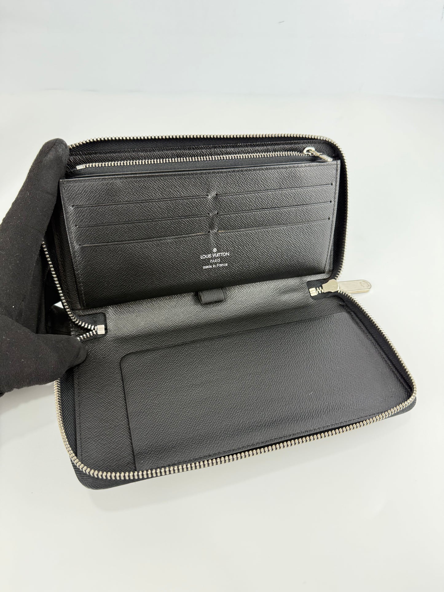 Louis Vuitton Wallet Zippy Organizer