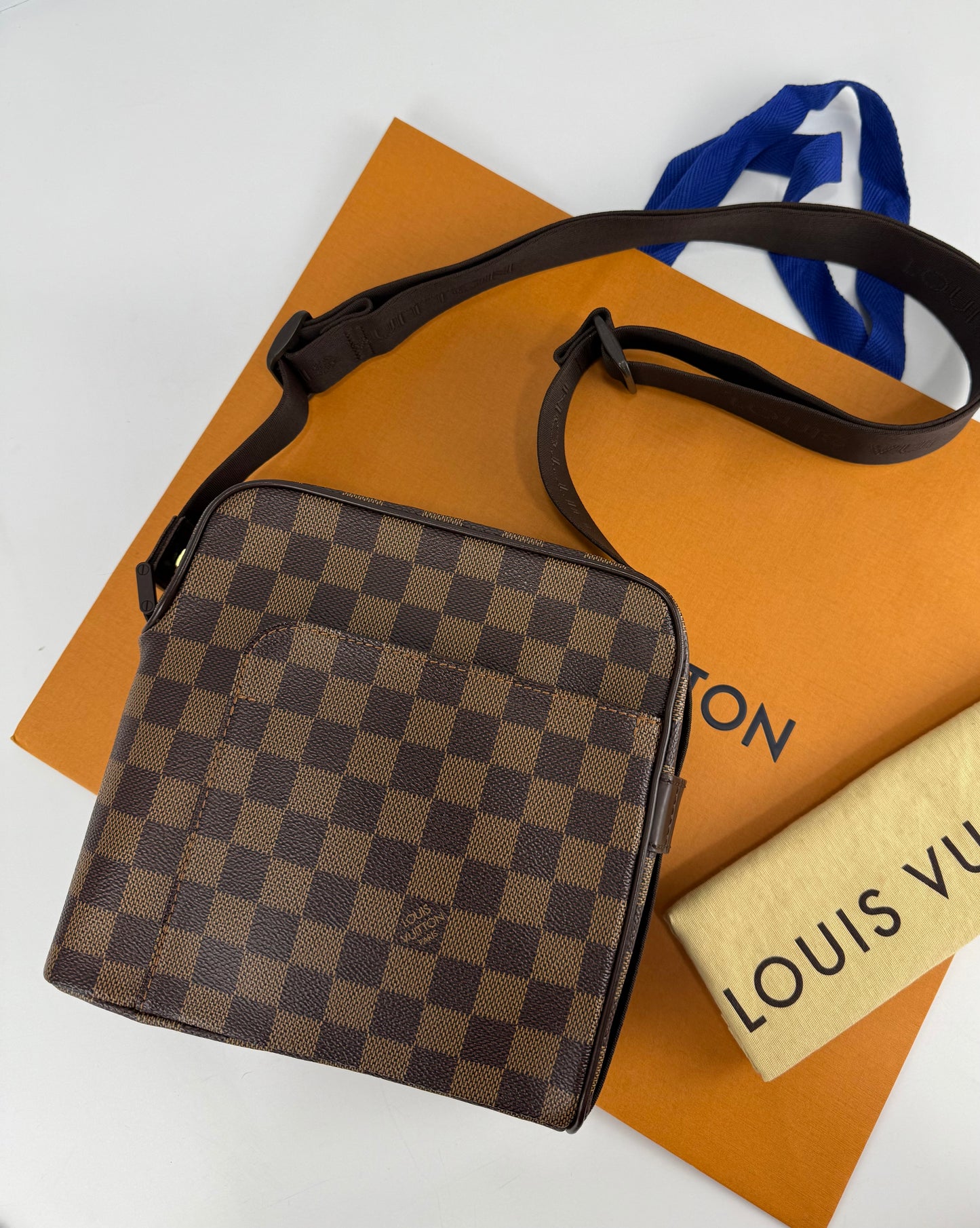 Louis Vuitton Damier Ebene Olav Pm