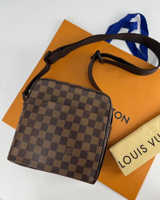 Louis Vuitton Damier Ebene Olav Pm