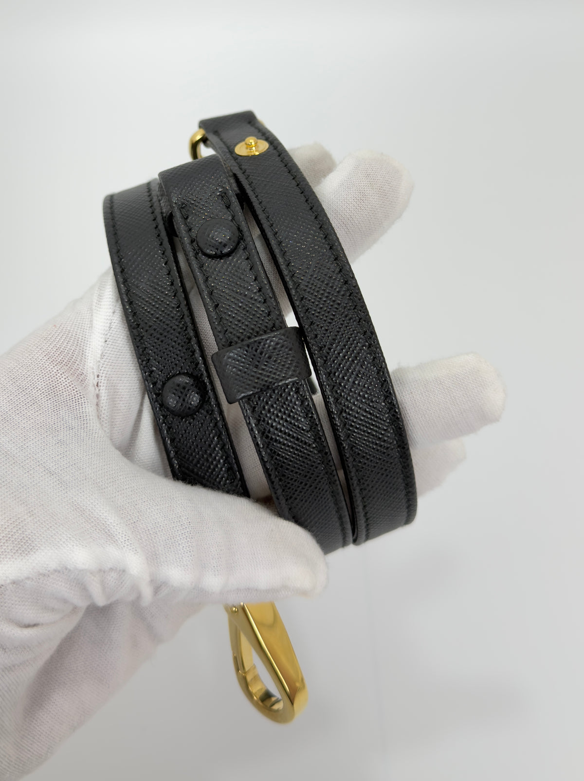 Prada Mini Re-Edition 1995 Chaîne Shoulder Bag