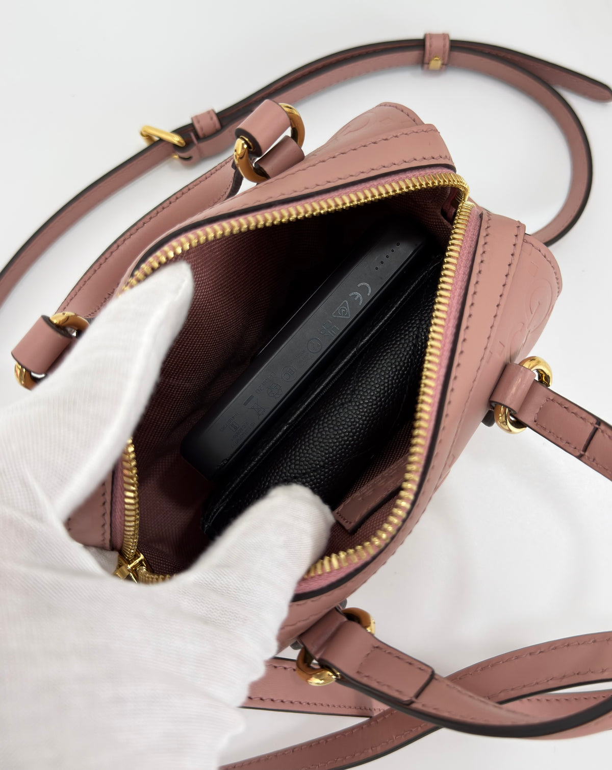 Gucci GG Convertible Boston Bag Jumbo Embossed
