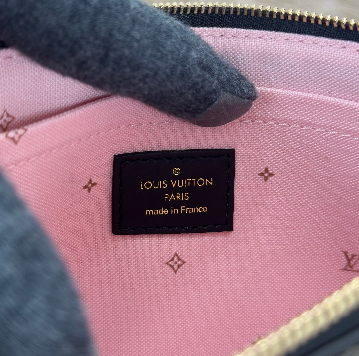 Louis Vuitton Monogram Fall For You Neverfull Pochette