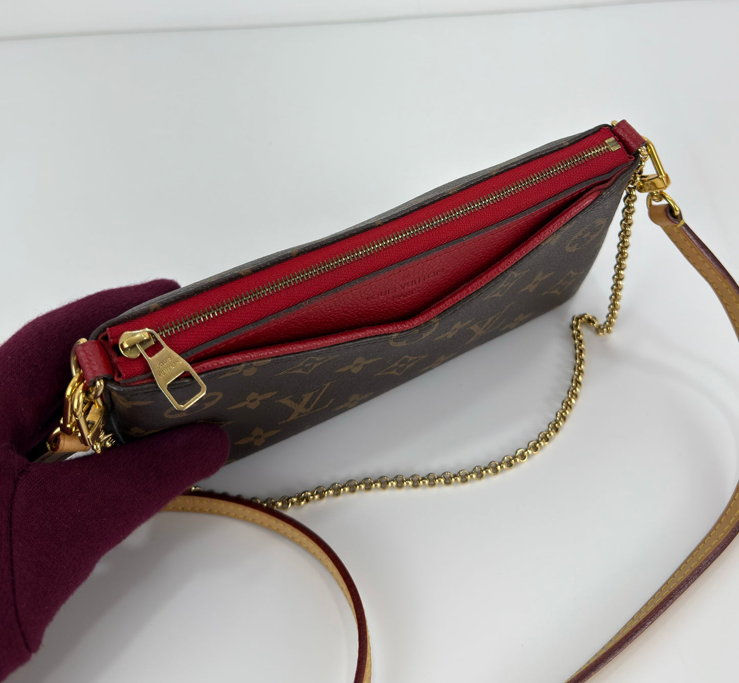 Louis Vuitton Pallas Cluth Monogram Canvas