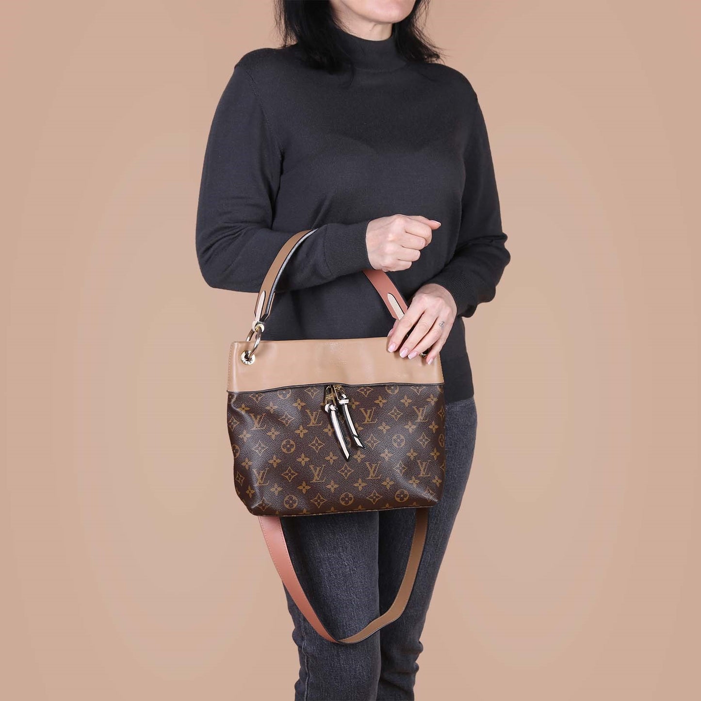 Louis Vuitton Tuileries Besace Monogram Canvas