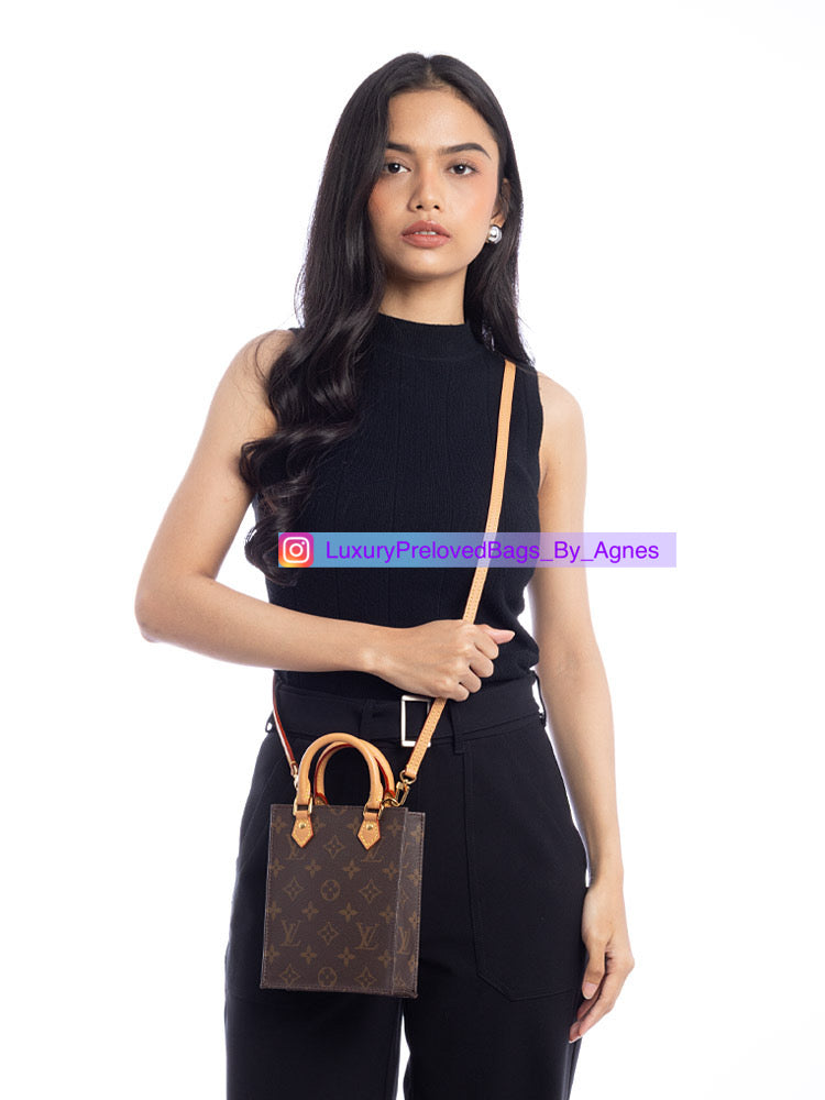 Louis Vuitton Monogram Canvas Petit Sac Plat