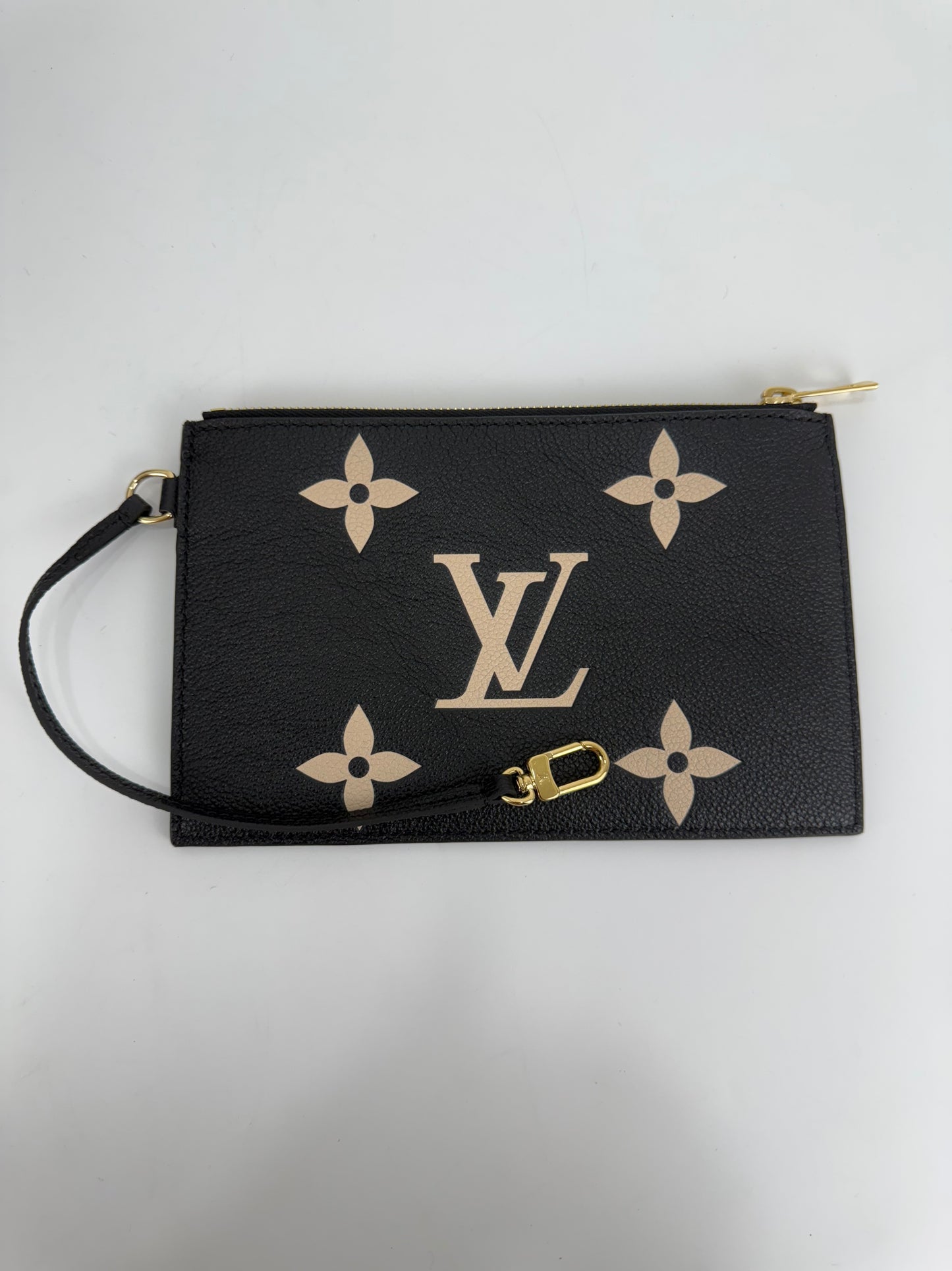Louis Vuitton Neo Noe MM Bucket Bag Empreinte Leather