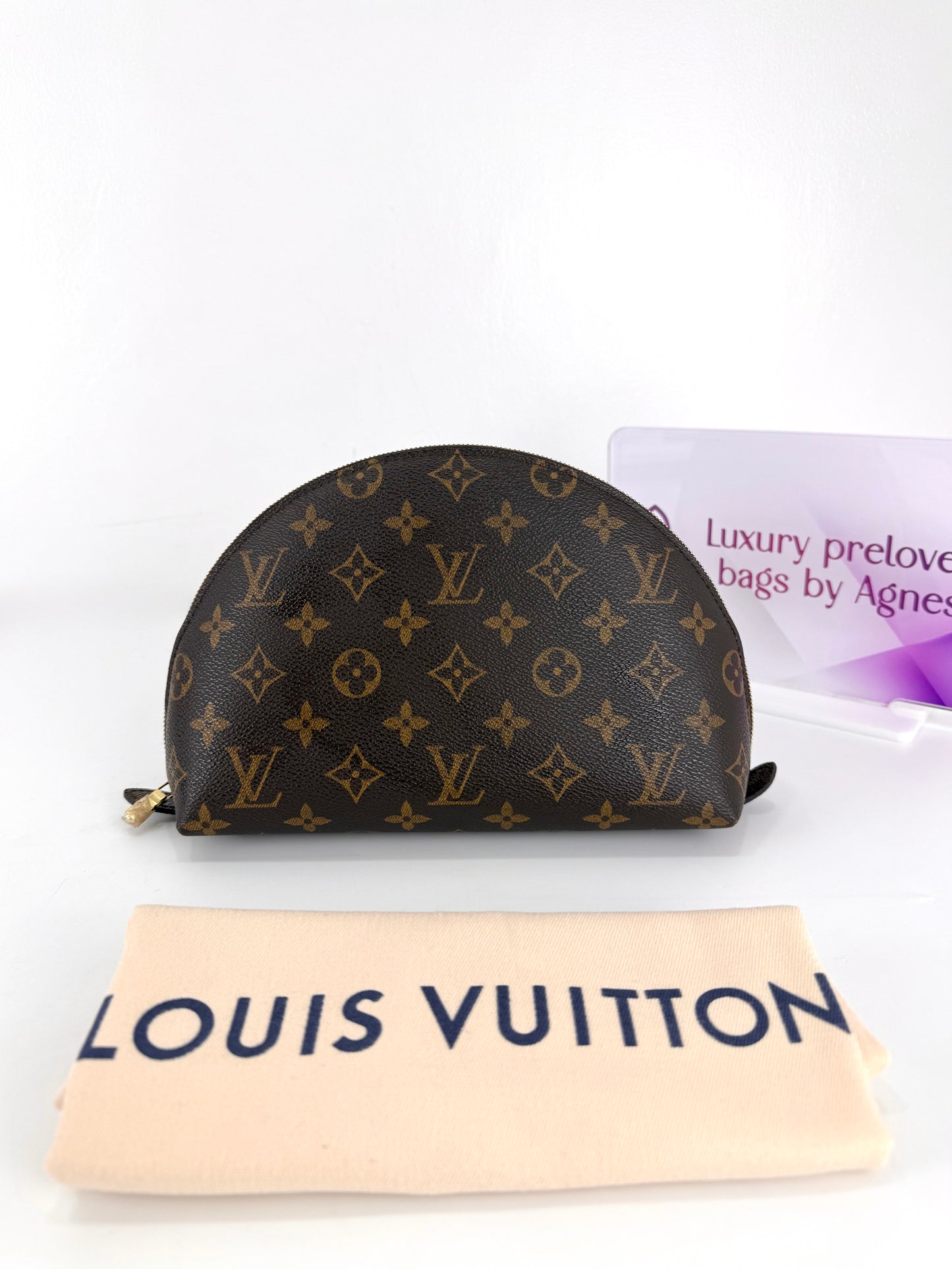 Louis Vuitton Monogram Trousse Demi Ronde
Cosmetic Pouch