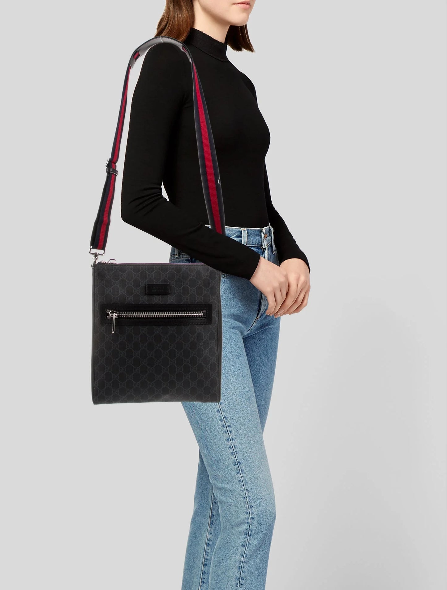 Gucci GG Supreme Messenger Bag