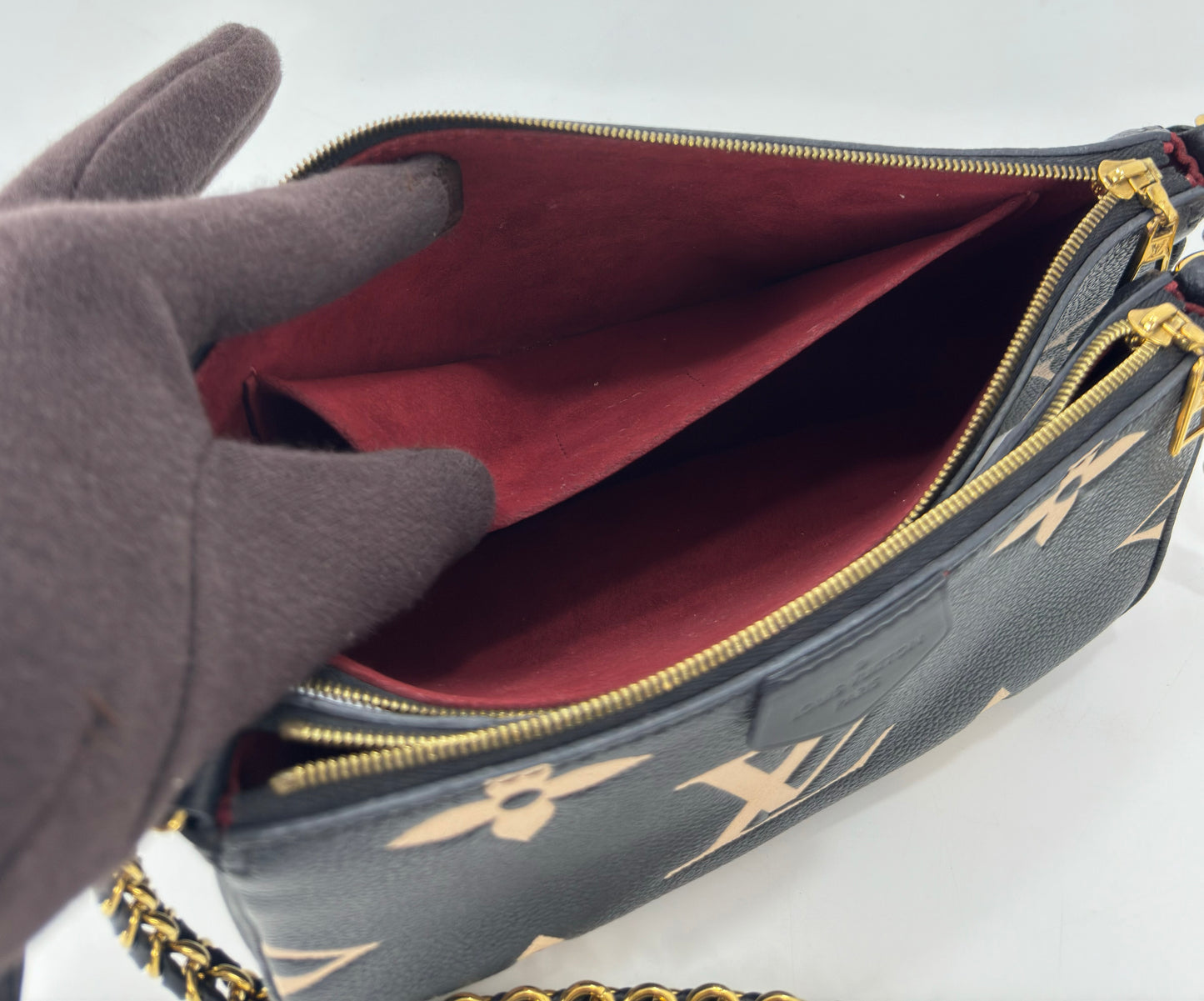 Louis Vuitton Multi Pochette Accesoires Monogram Empreinte