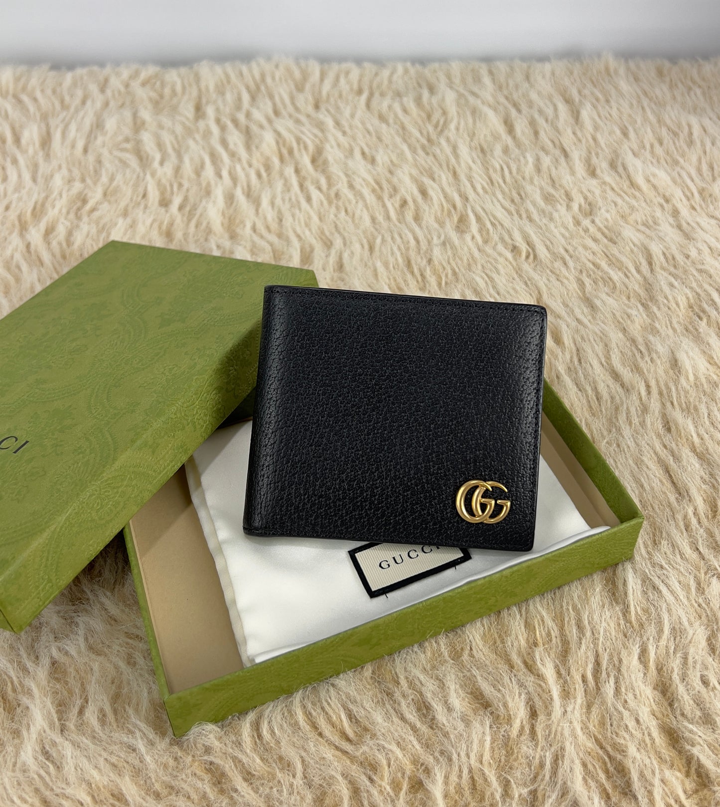 Gucci GG Marmont Bifold Wallet
