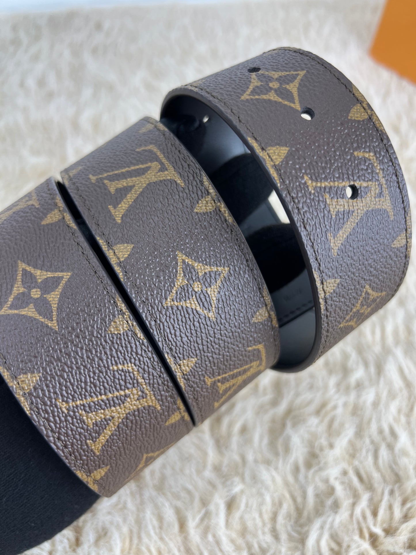 Louis Vuitton Monogram Canvas LV Initiales Reversible Belt 95/38