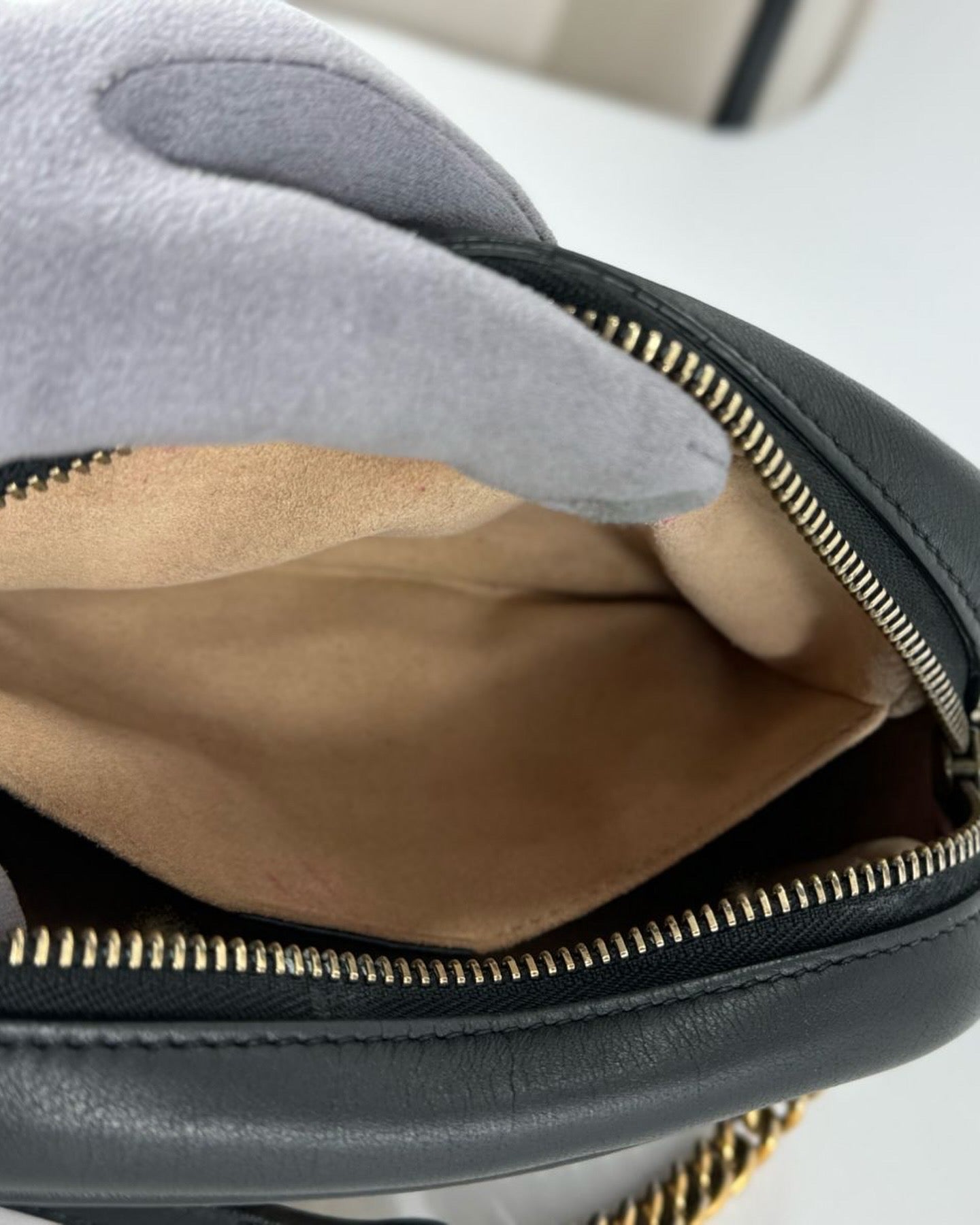 Gucci marmont camera bag mini
